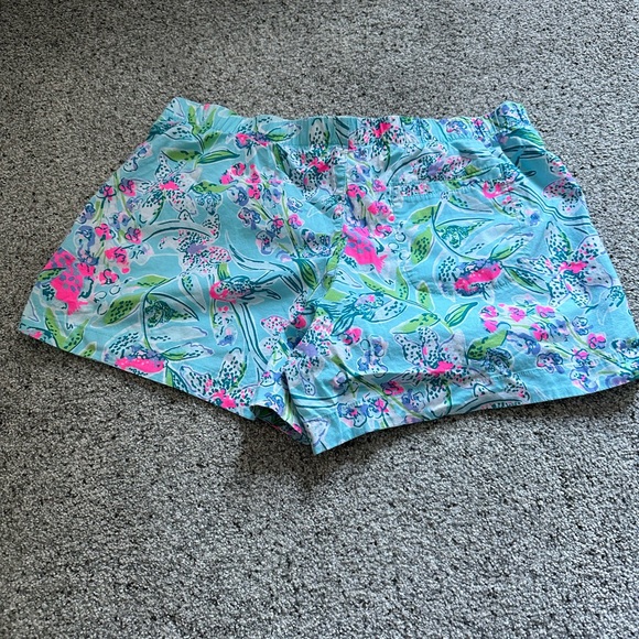 euc Lilly Pulitzer sway this way bali blue ocean view board shorts - Picture 4 of 7